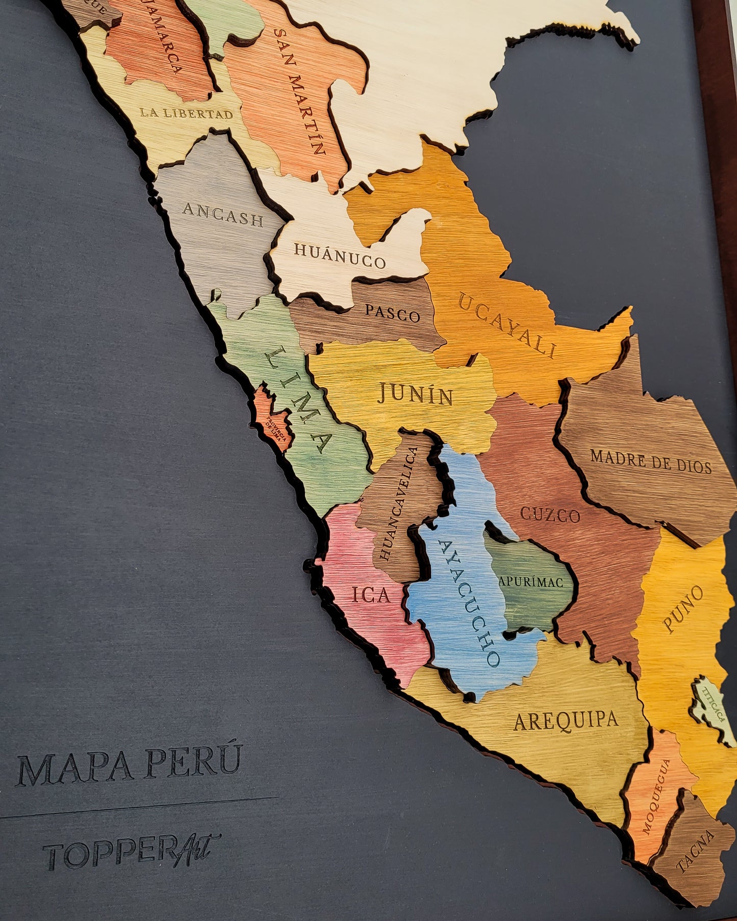 MAPA DE PERÚ DE MADERA 3D