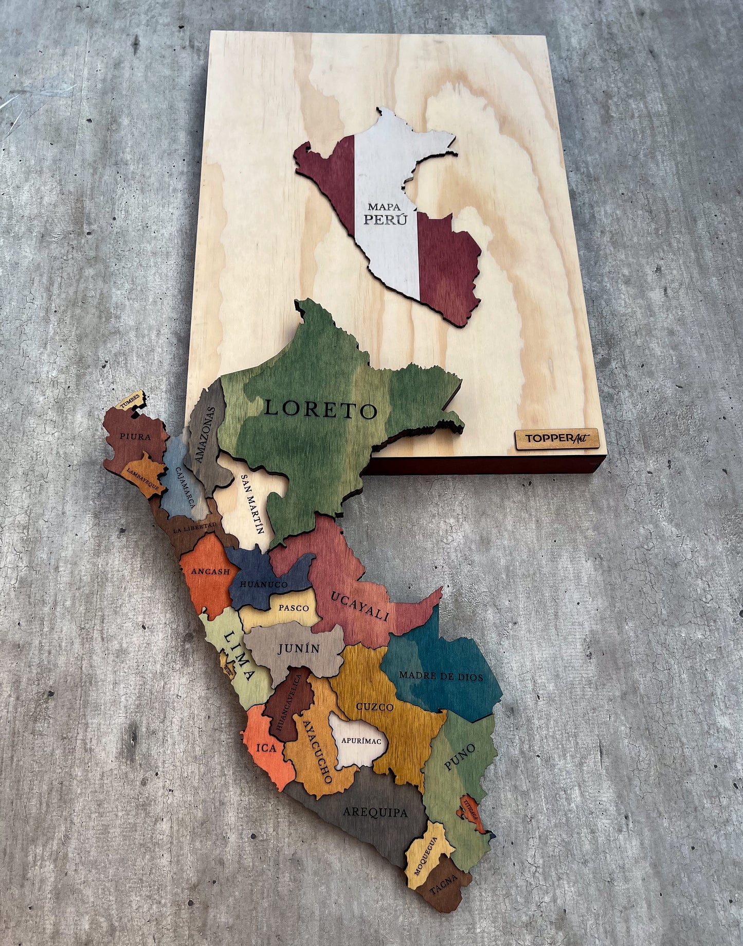 MAPA DE PERÚ DE MADERA 3D