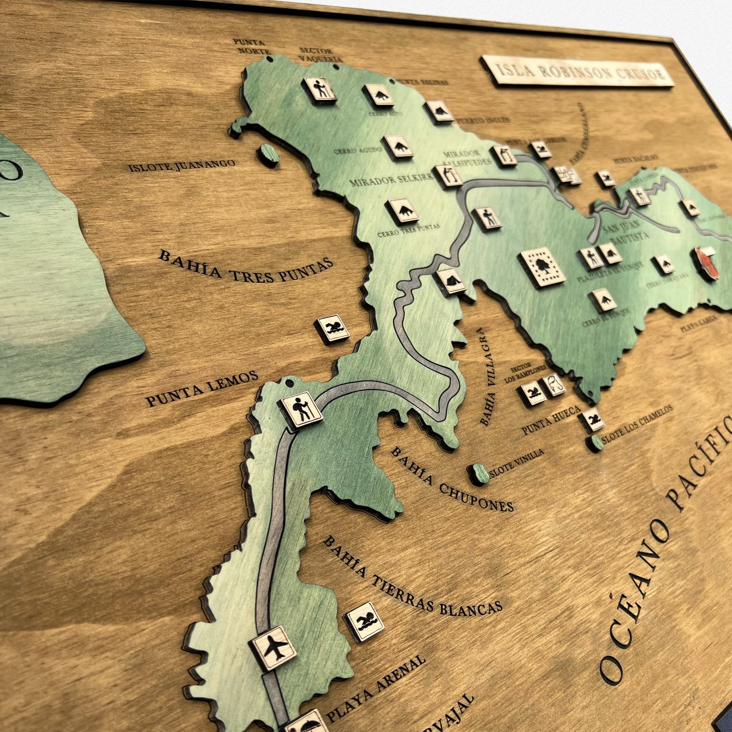 MAPA ARCHIPIÉLAGO JUAN FERNANDEZ DE MADERA 3D