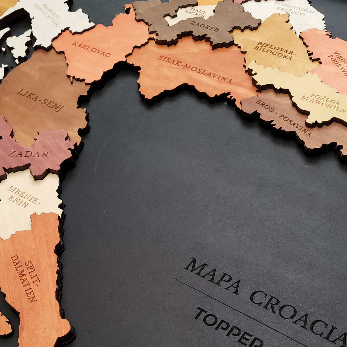 MAPA DE CROACIA DE MADERA 3D