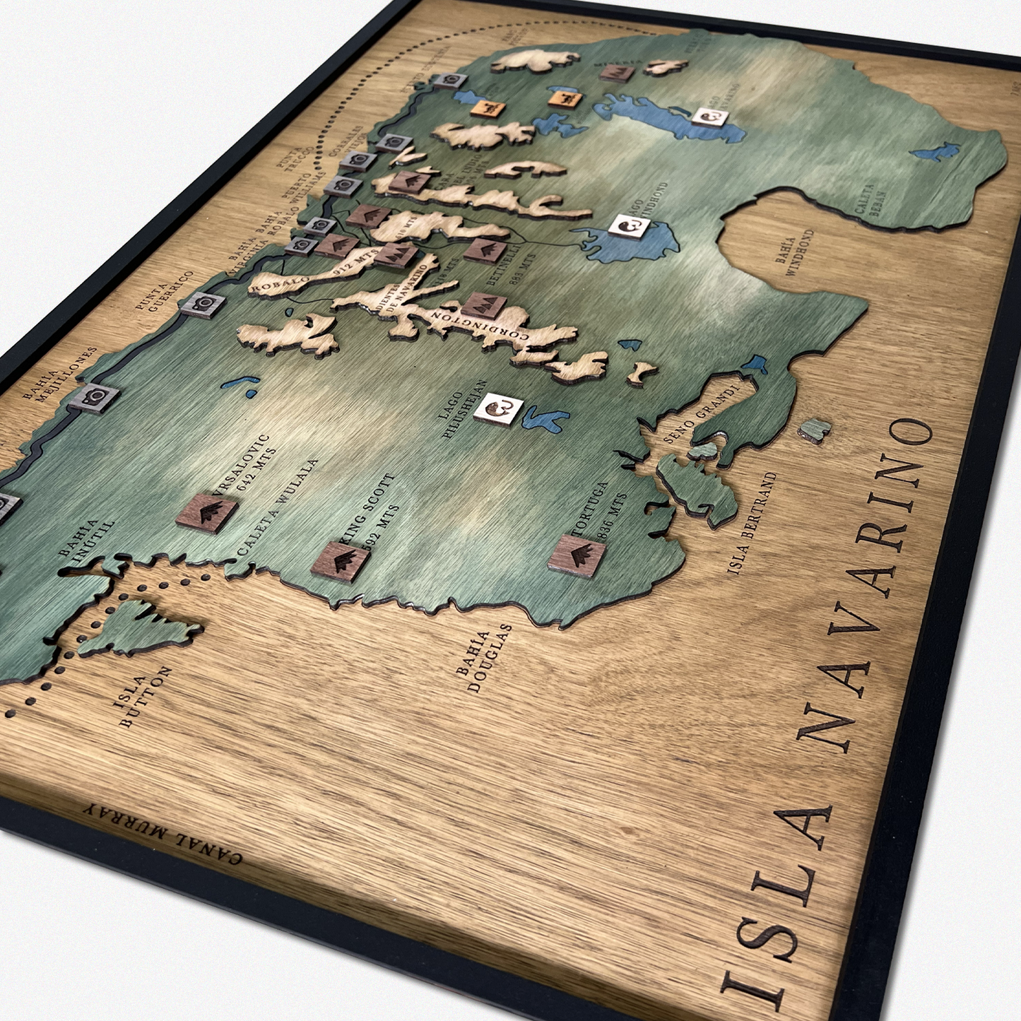 MAPA ISLA NAVARINO DE MADERA 3D